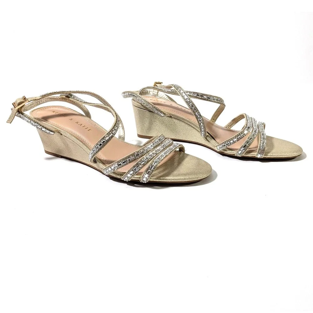Kelly & Katie Tahada Gold Rhinestone Wedge Sandals Size 8M 38.5